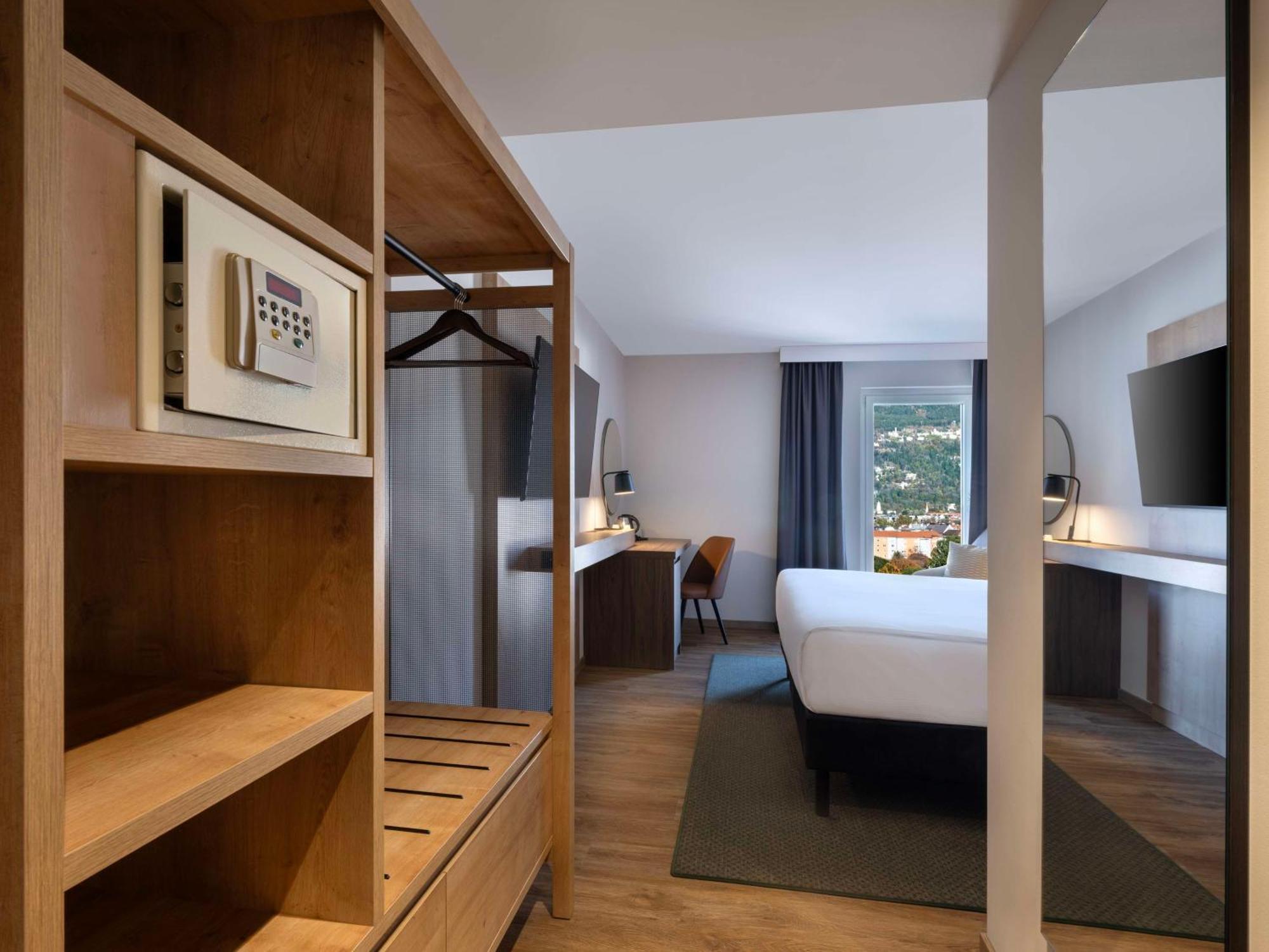 Hilton Garden Inn Innsbruck Tivoli Exterior foto